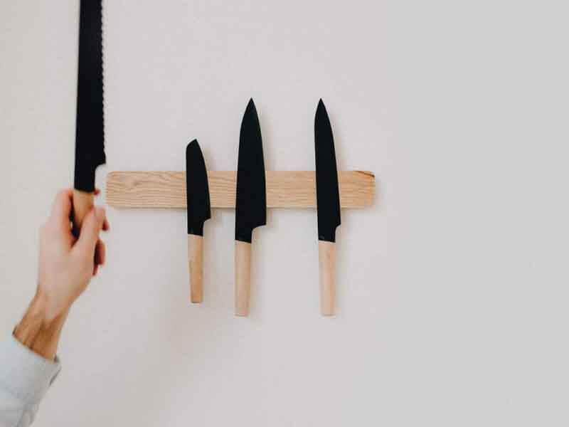 BergHOFF ron collection knife knife block cutting board cast iron cookware 